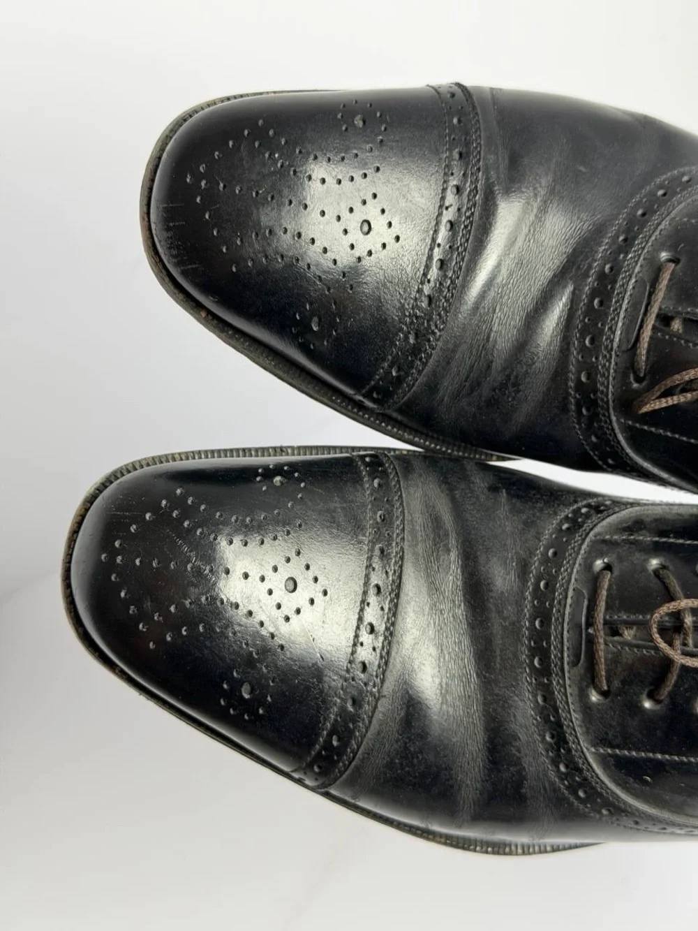 Salvatore Ferragamo Black Leather Brogue Cap-toe Oxfords Size 9